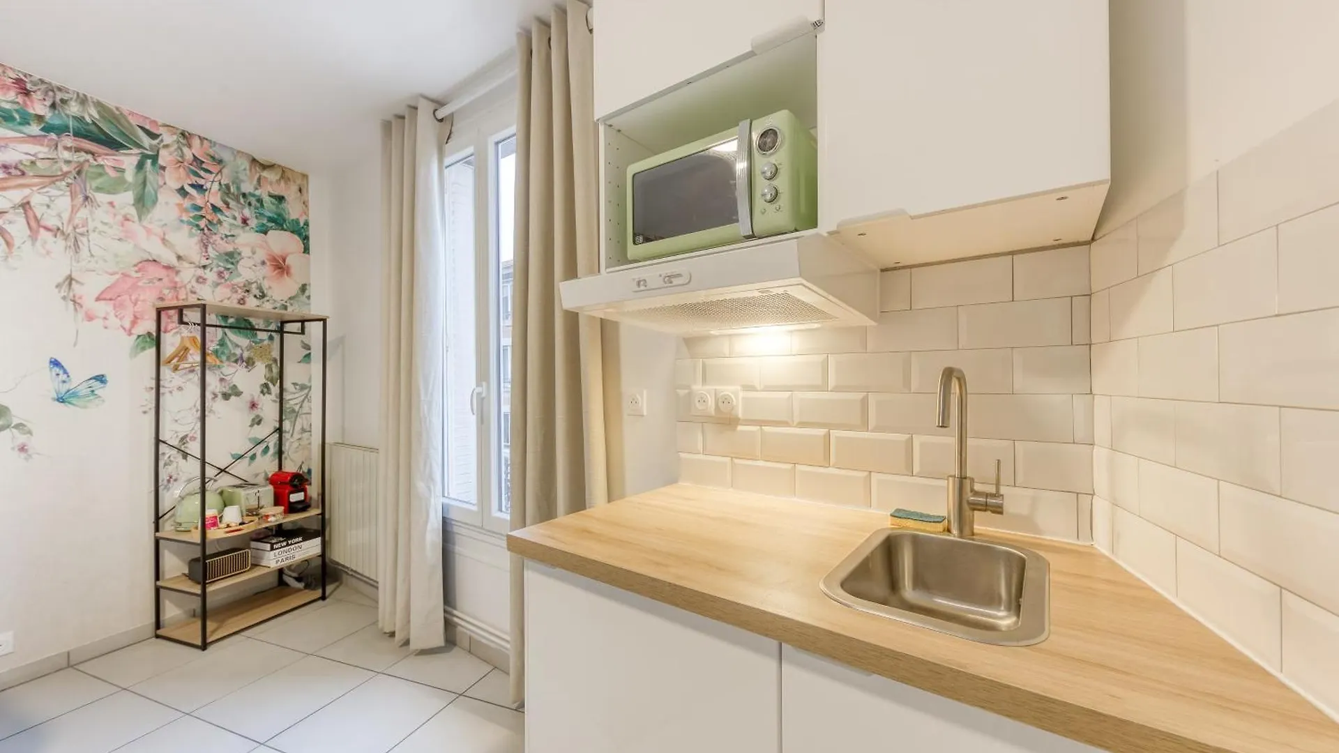 Studio A 30S Du Rer E,Paris En 20 Min 0*, Parigi Francia
